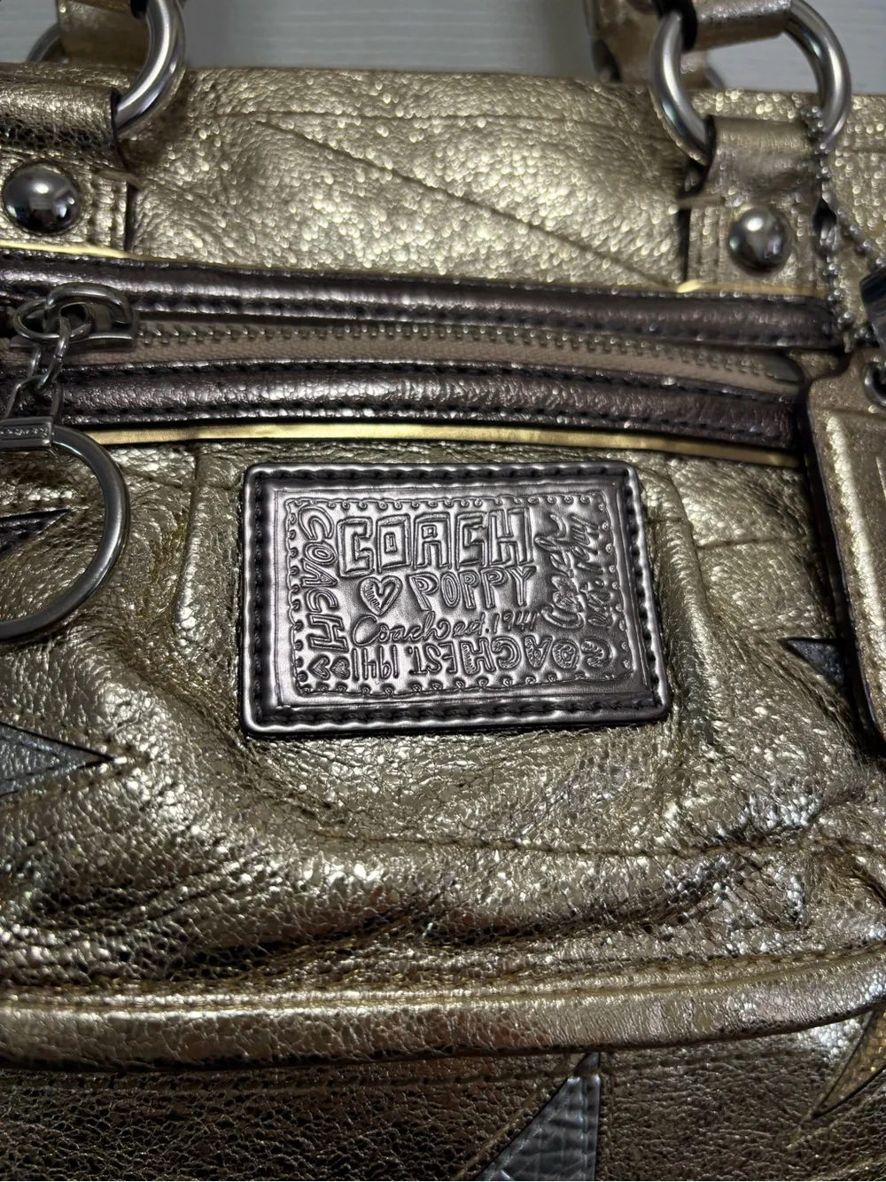 Coach Poppy G1069-16050 LIMITED EDITION Metallic Gold Star Spotlight Tote NWOT - Picture 10 of 16